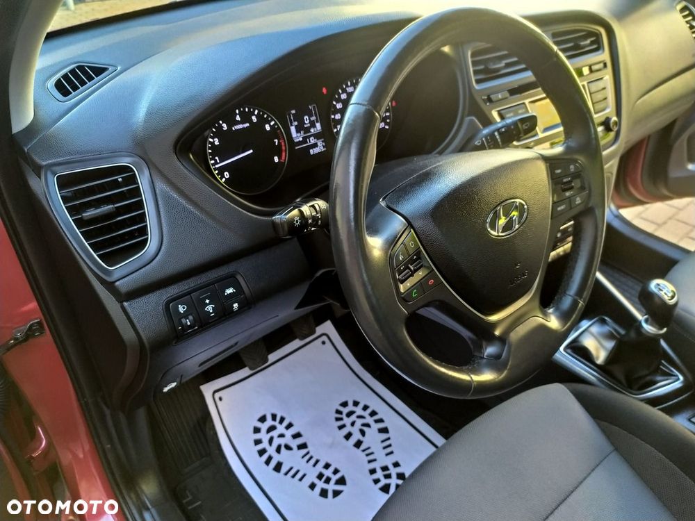 Hyundai i20 - 16