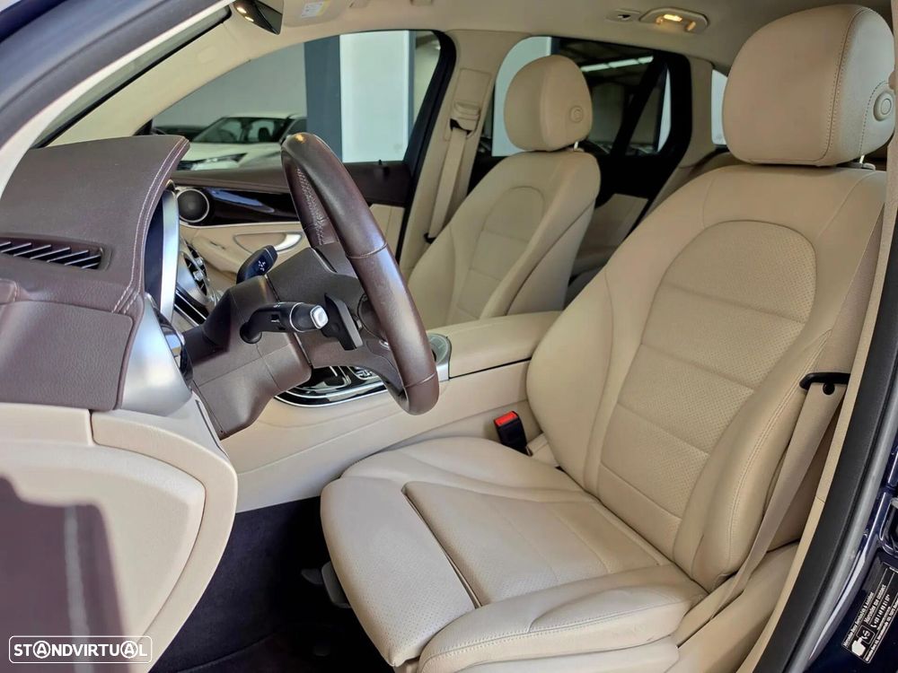 Mercedes-Benz GLC 300 e 4Matic - 23