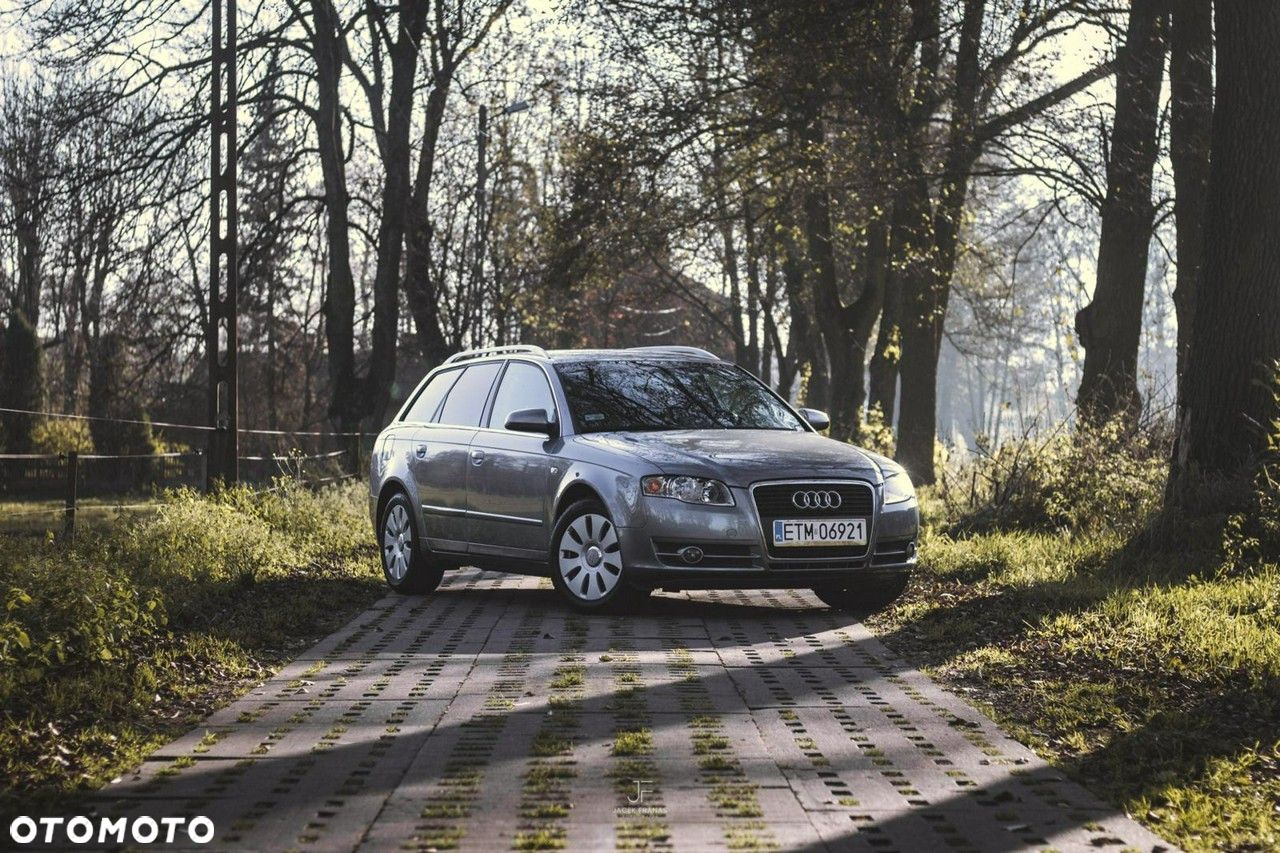 Audi A4 - 1