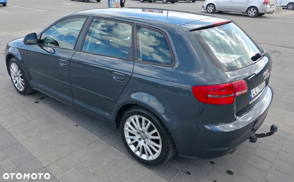 Audi A3 Sportback 1.6 Ambiente - 7
