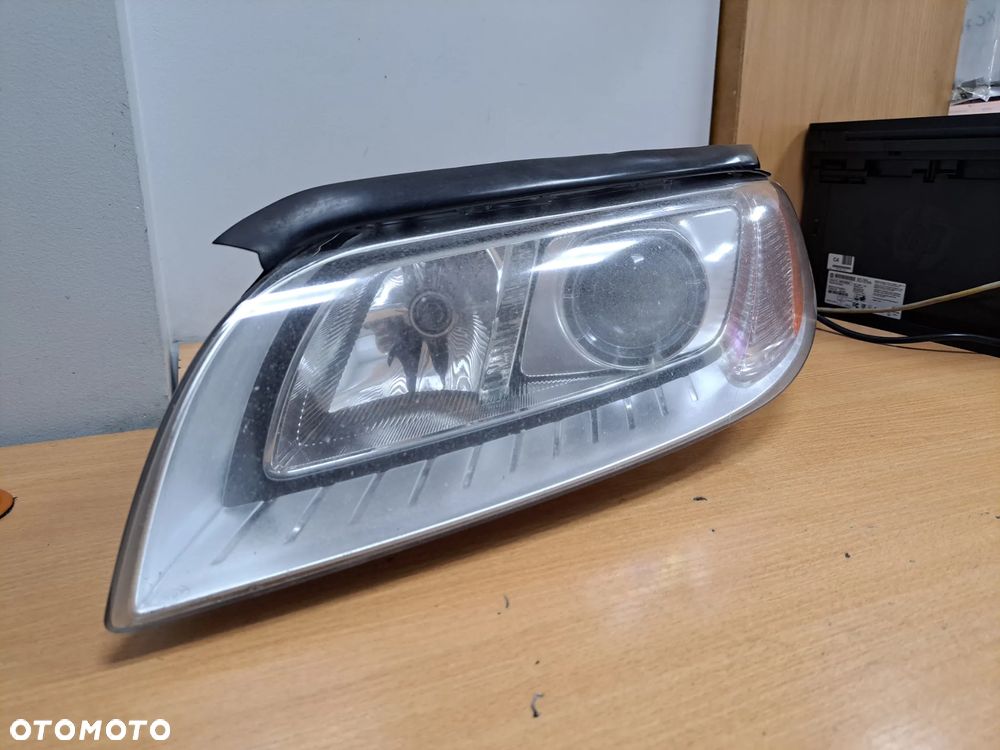 Volvo S80 II V70 III XC70 PRZEDNIA LAMPA LEWA LEWY PRZÓD XENON 31214347 - 2
