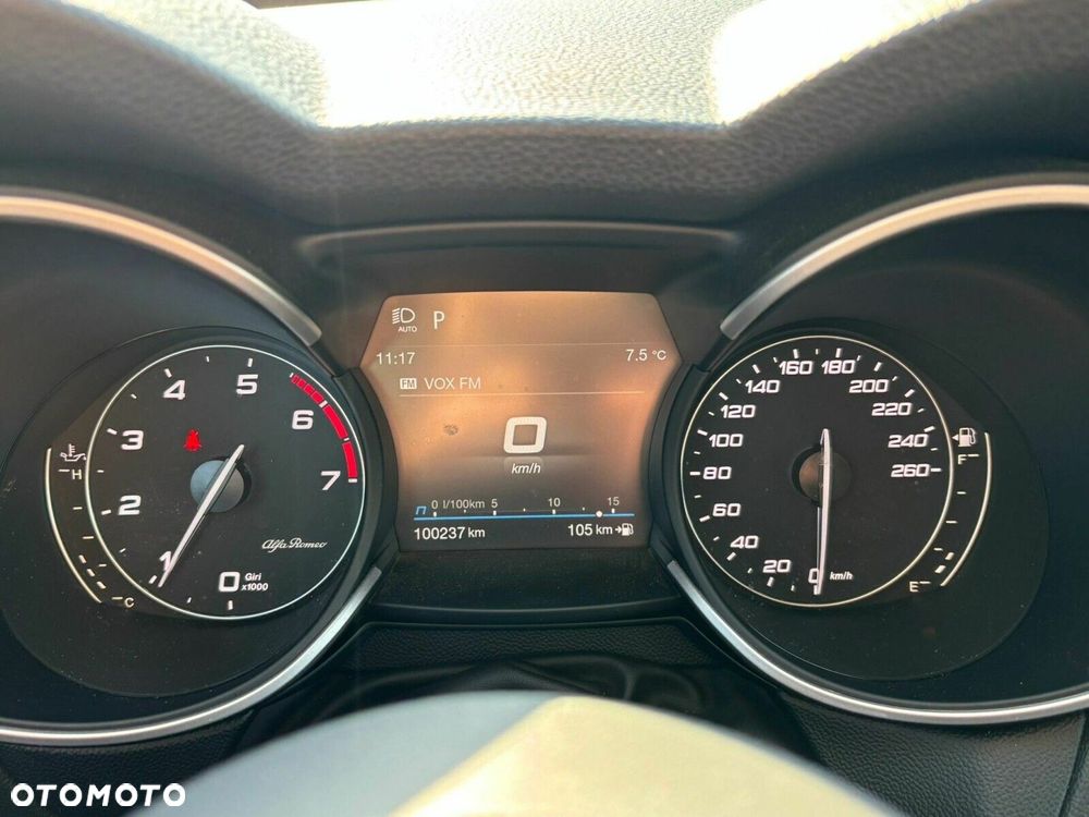 Alfa Romeo Stelvio 2.0 Turbo Sprint Q4 - 15