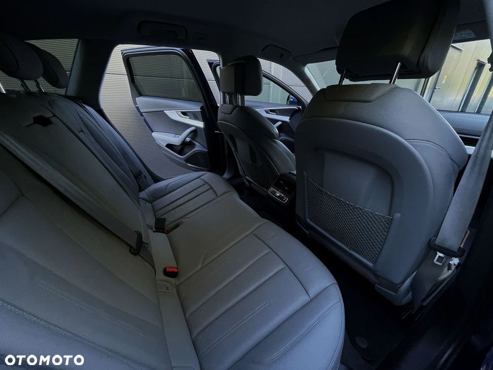 Audi A4 Avant 2.0 TDI Design - 17