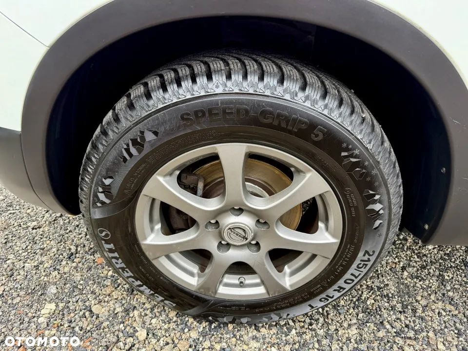 Nissan Qashqai 2.0 4 x 4 tekna - 15
