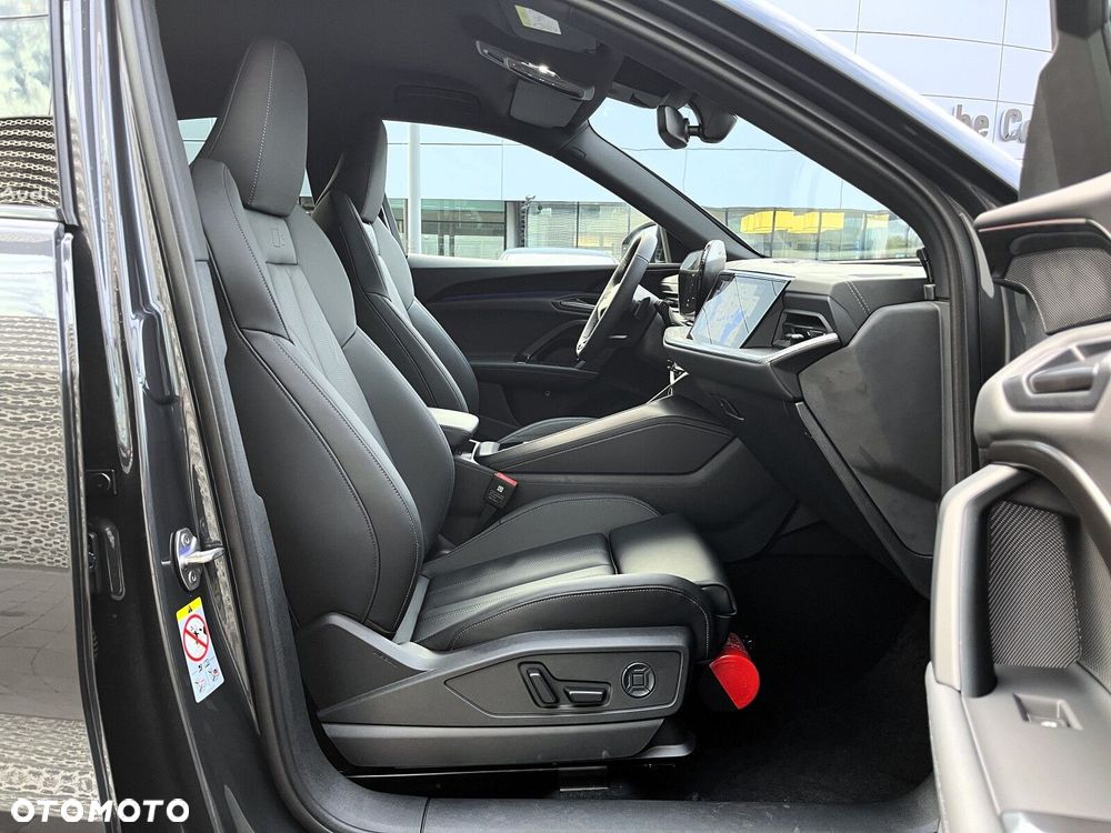 Audi Q5 Sportback - 22