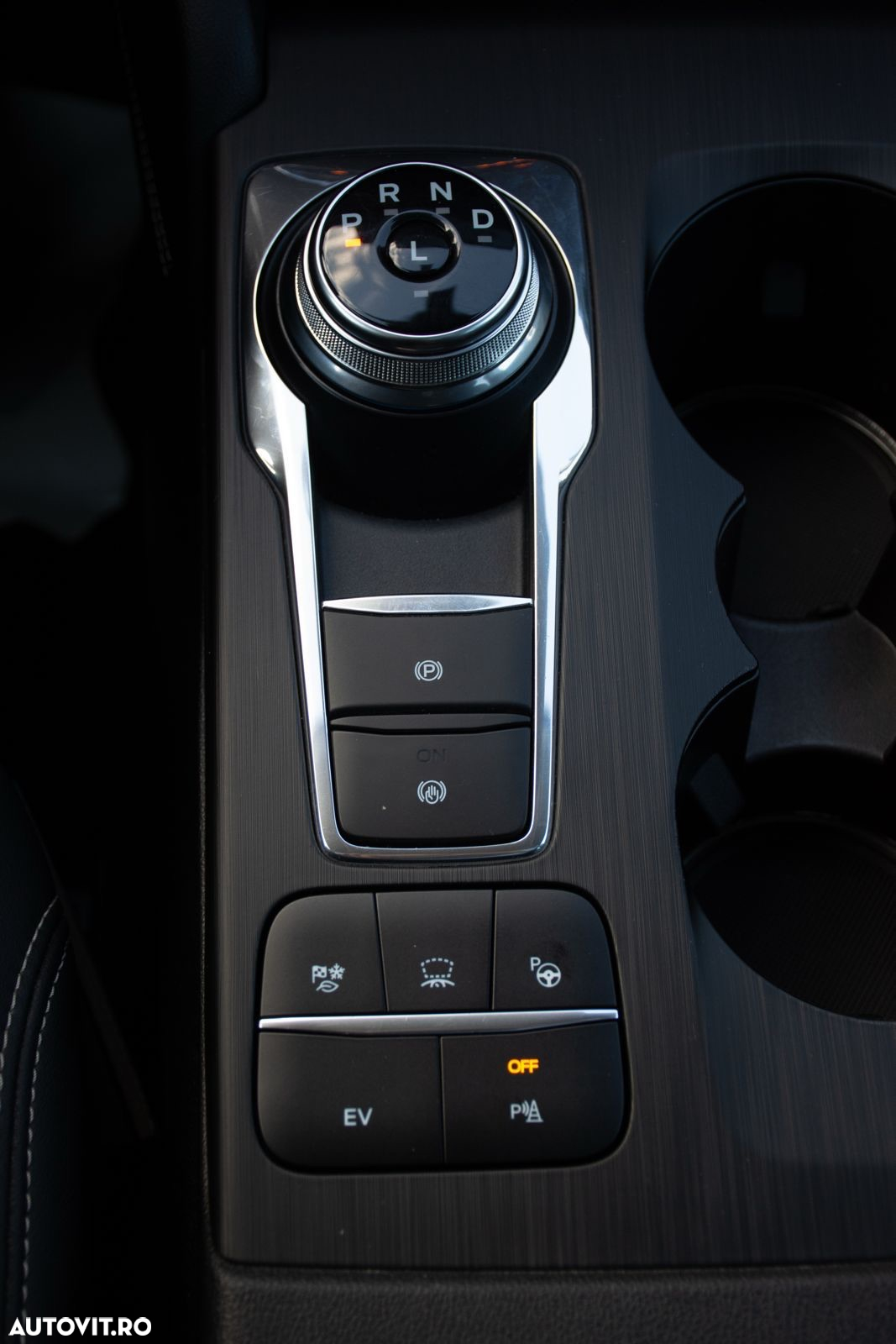 Ford Kuga - 6