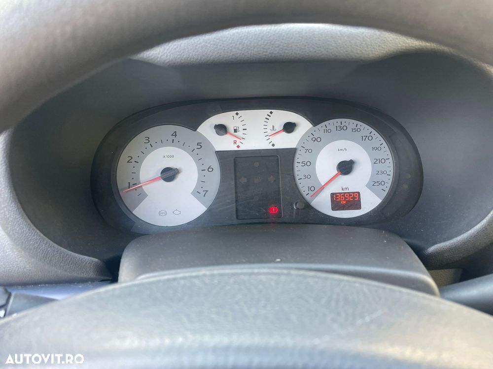 Renault Symbol 1.5dCi Privilege - 13