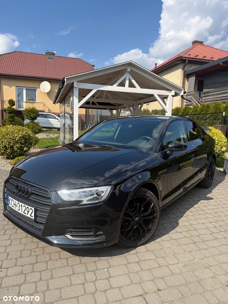 Audi A3 Limousine 30 TDI design - 2