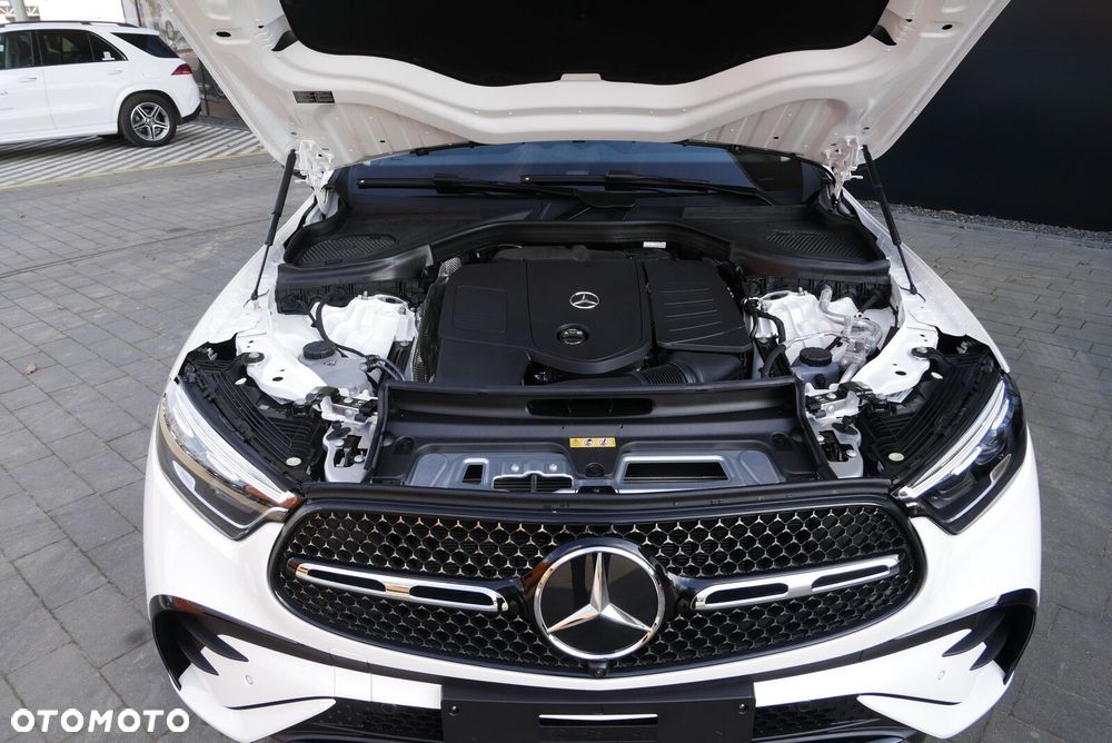 Mercedes-Benz GLC - 27