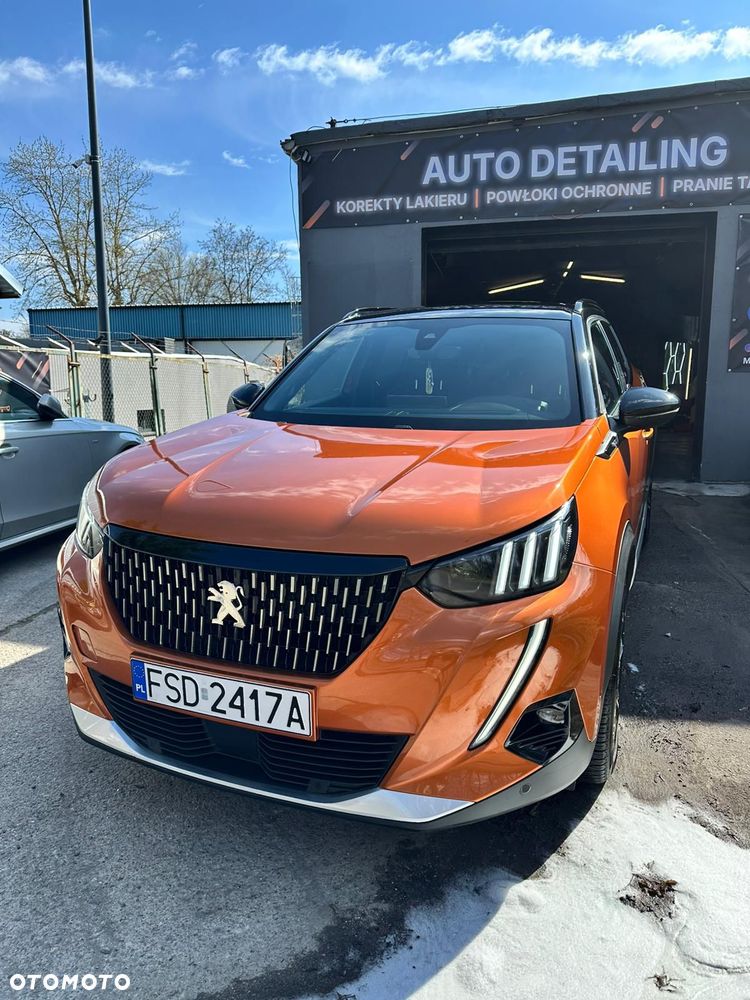 Peugeot 2008 PureTech 130 EAT8 GT Pack - 4