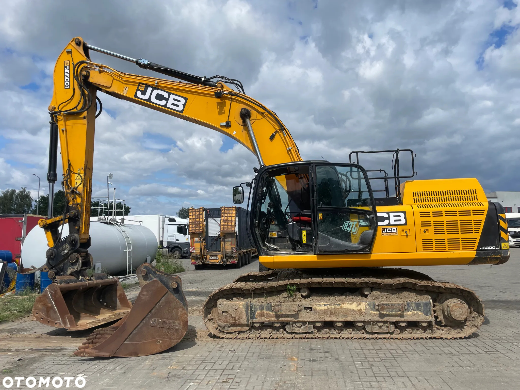 JCB JS300NLC 4F - 5