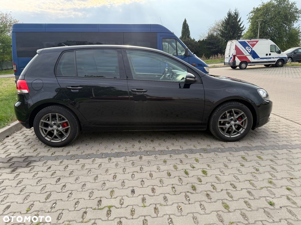 Volkswagen Golf 1.6 TDI DPF Comfortline - 6