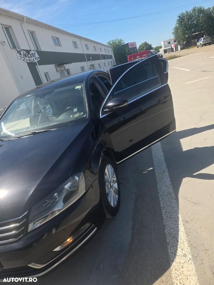 Volkswagen Passat 1.6 TDI BlueMotion Technology Comfortline - 21