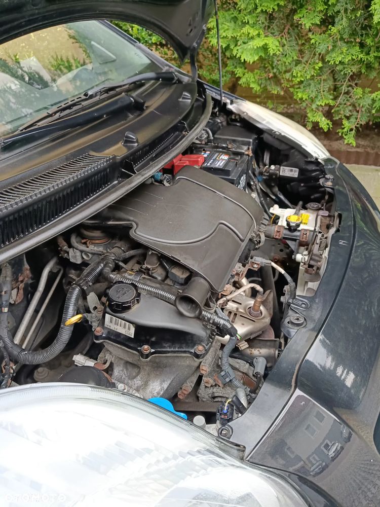 Toyota Yaris 1.0 Terra - 11