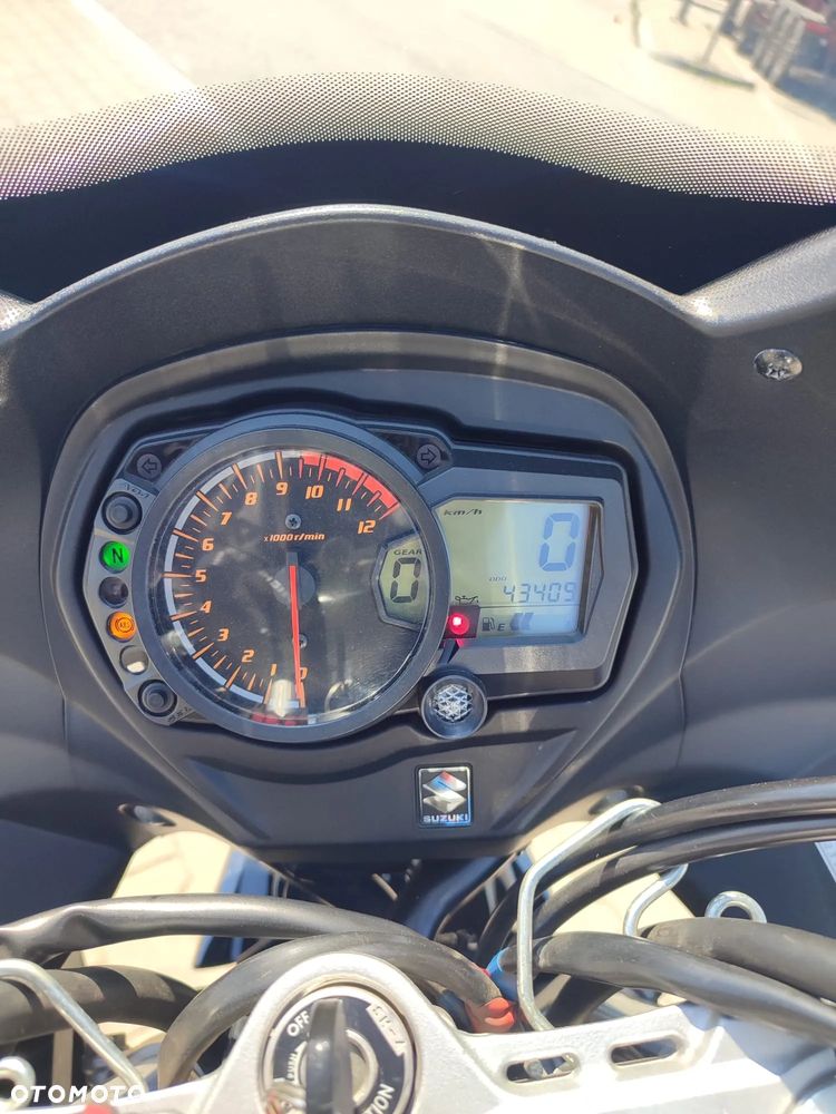 Suzuki GSX - 7