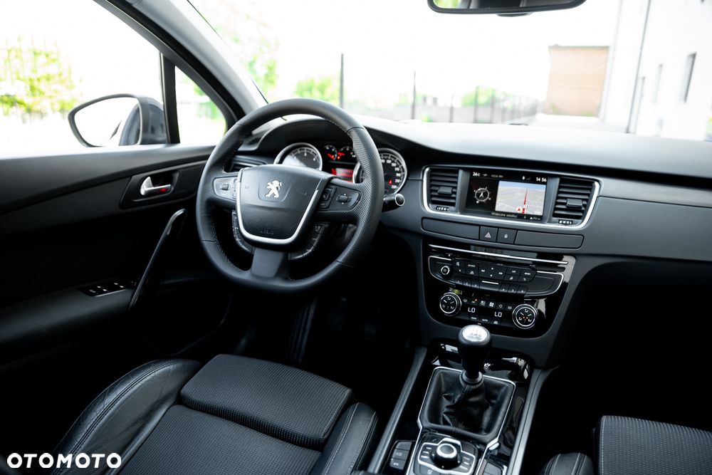 Peugeot 508 HDi FAP 140 Allure - 25