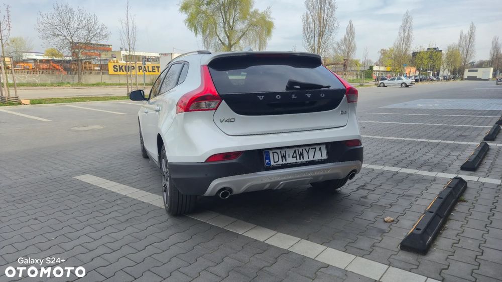 Volvo V40 Cross Country D4 Geartronic Momentum - 5