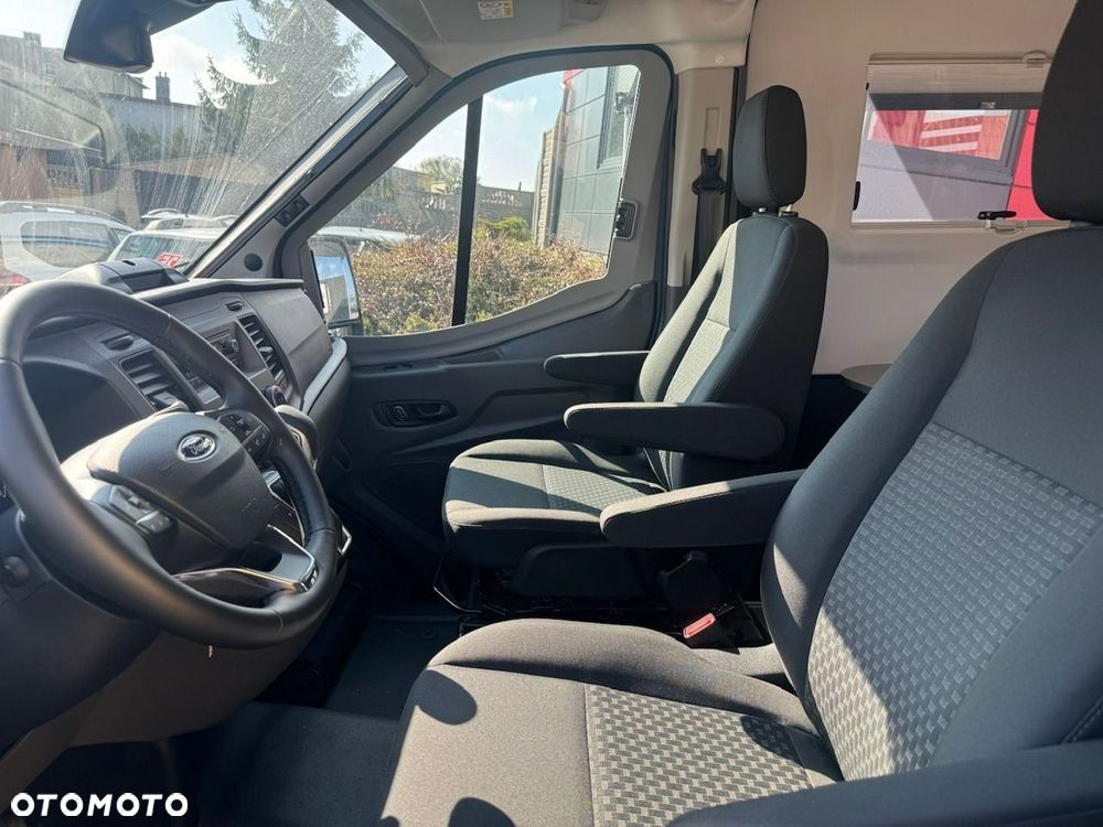 Ford Transit - 9