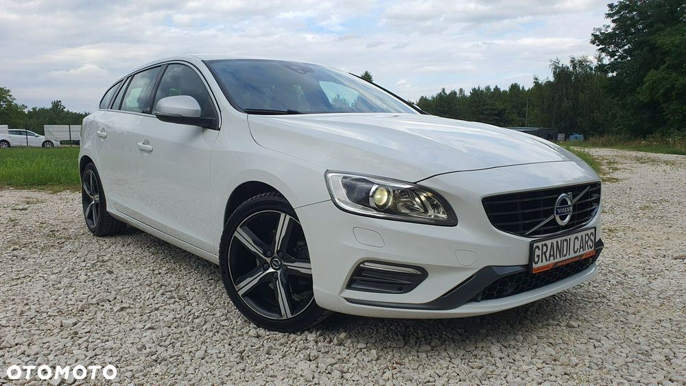 Volvo V60 D4 Geartronic R-Design - 4