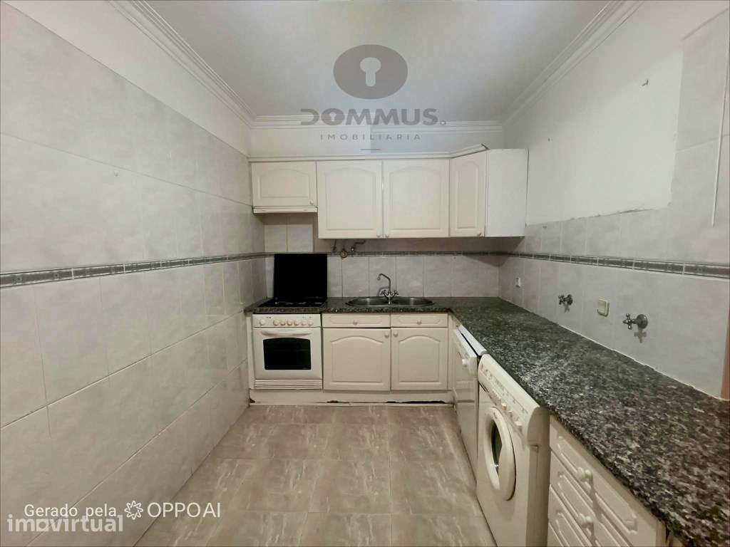 Apartamento T2 na Tapada das Mercês - Grande imagem: 4/29
