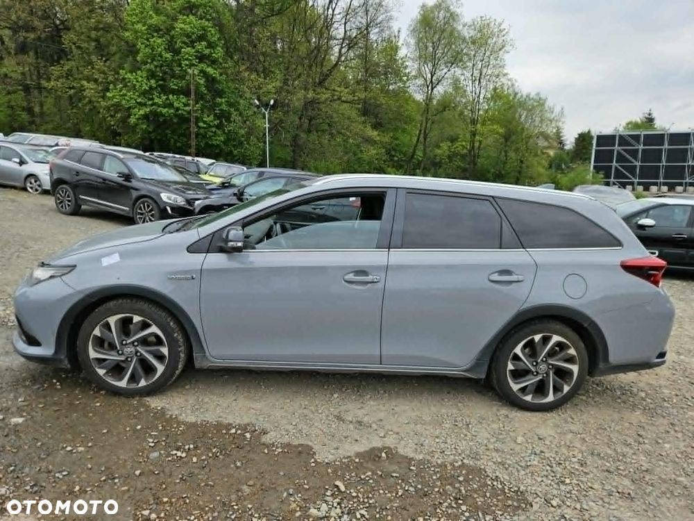 Toyota Auris - 7