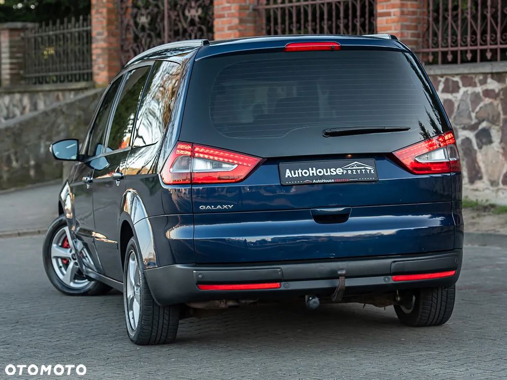 Ford Galaxy - 12