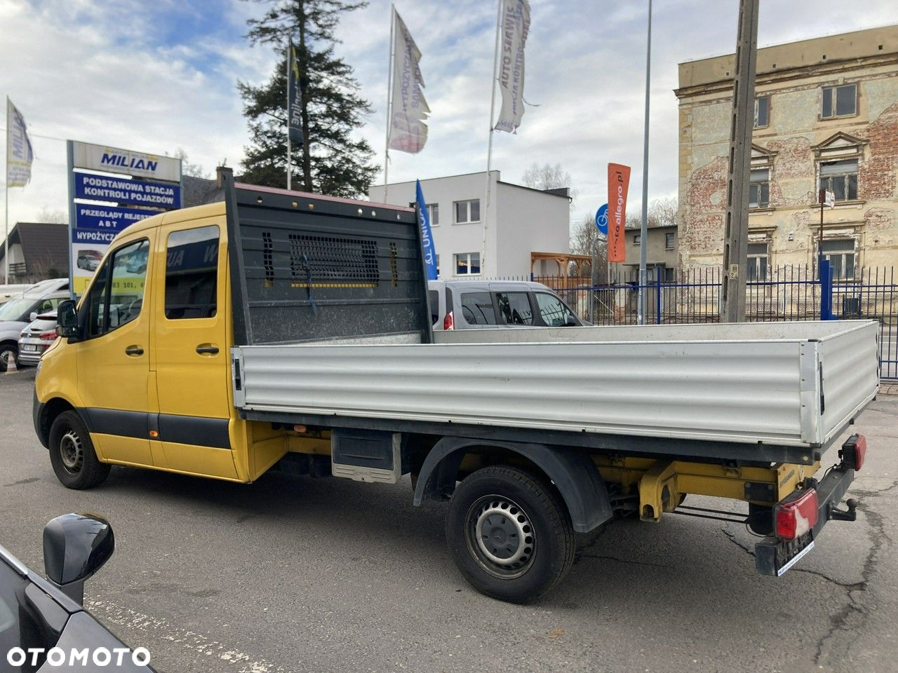 Mercedes-Benz Sprinter - 4