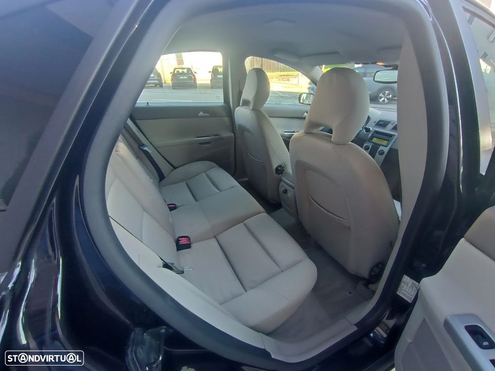 Volvo S40 1.6 D Nível 2 - 21