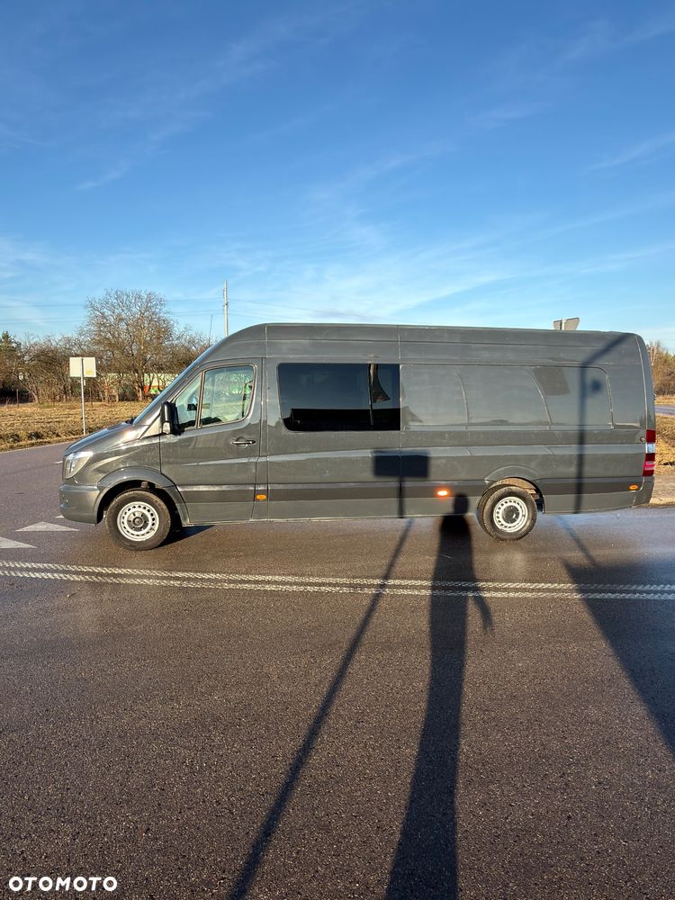 Mercedes-Benz Sprinter - 23