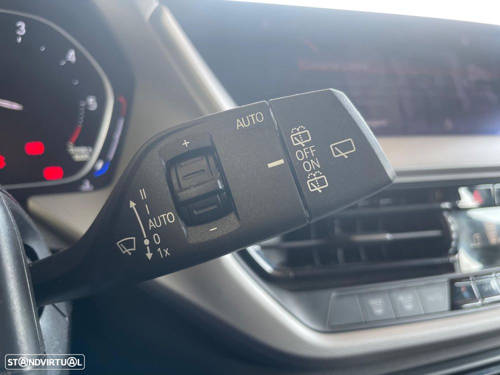 BMW 116 d EfficientDynamics - 18