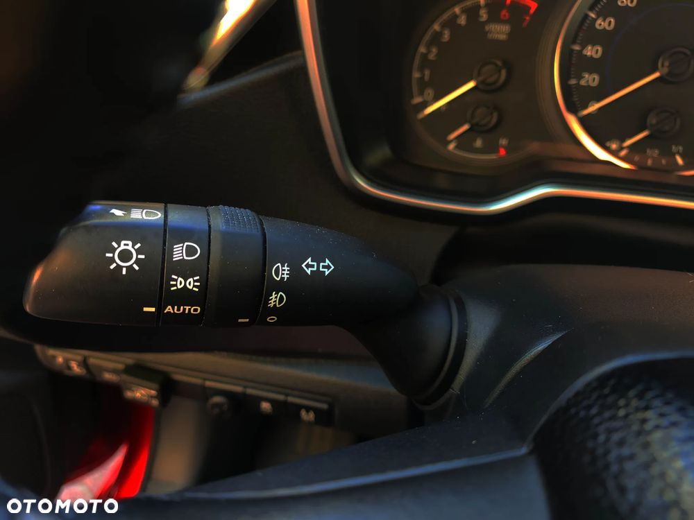 Toyota Corolla 1.8 Hybrid Comfort - 10