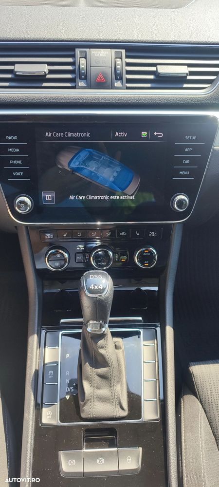 Skoda Superb 2.0 TDI DSG 4X4 Style - 4