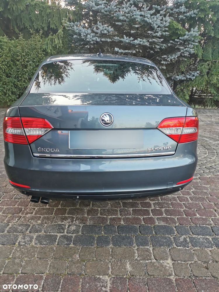 Skoda Superb 2.0 TDI Green tec 4x4 Ambition - 2
