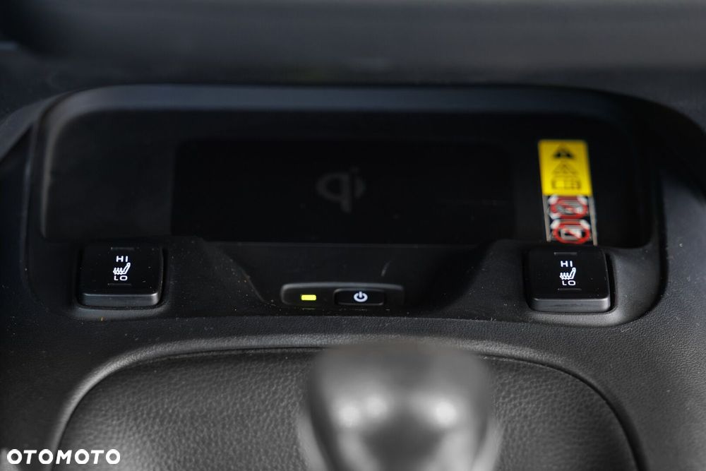 Toyota Corolla 1.8 Hybrid Comfort - 30