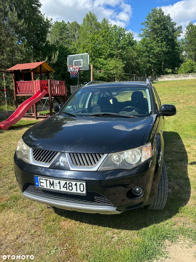 Mitsubishi Outlander 2.0 DID Intense - 2