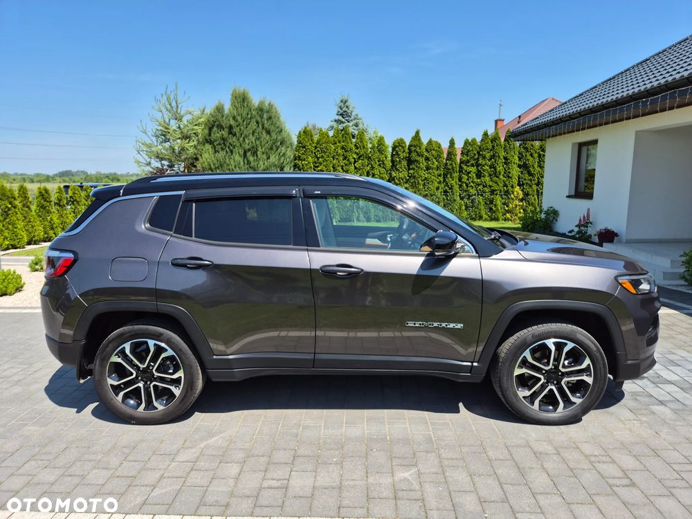 Jeep Compass - 4