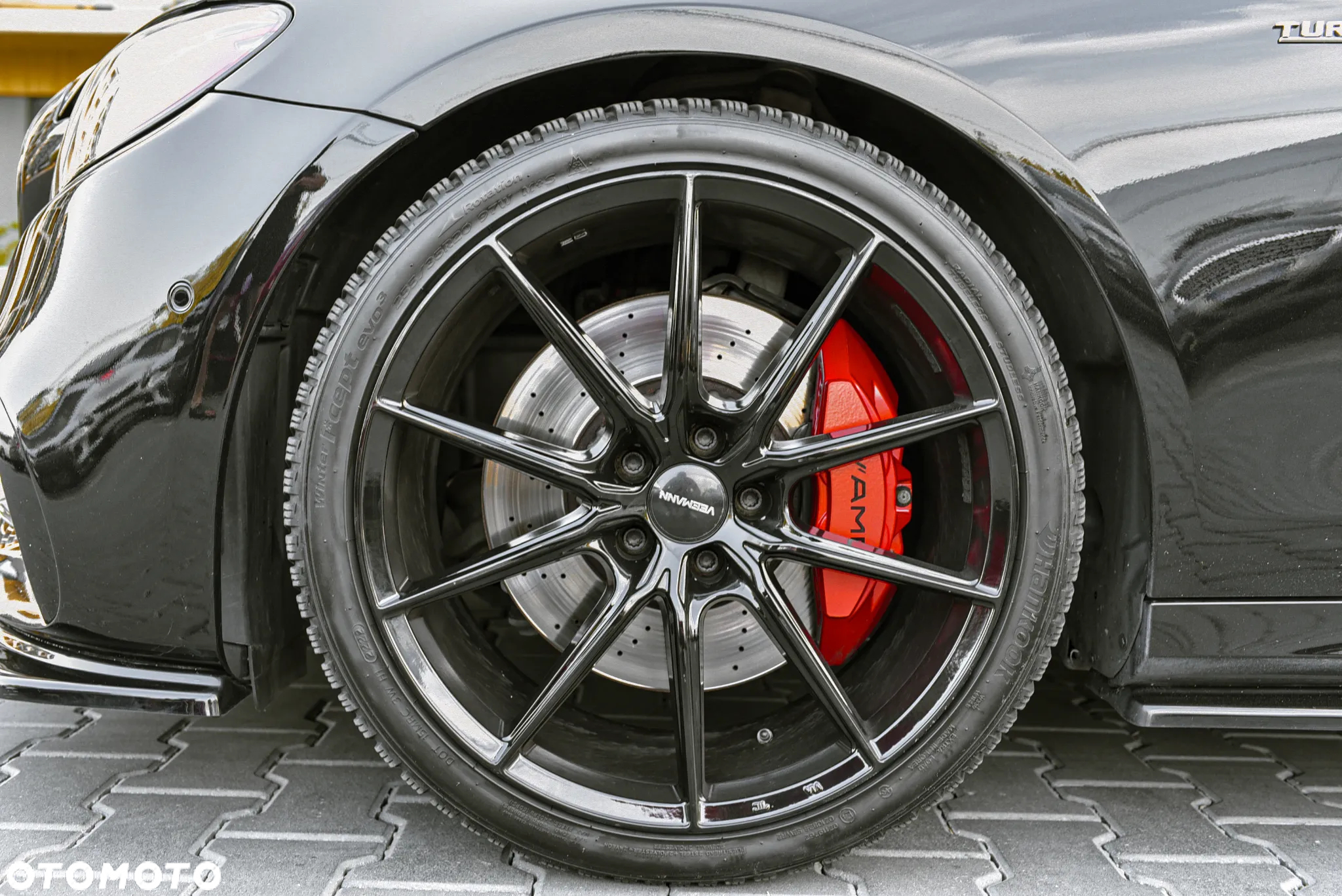 Mercedes-Benz Klasa E AMG 53 Coupe 4-Matic+ 9G-TRONIC - 29