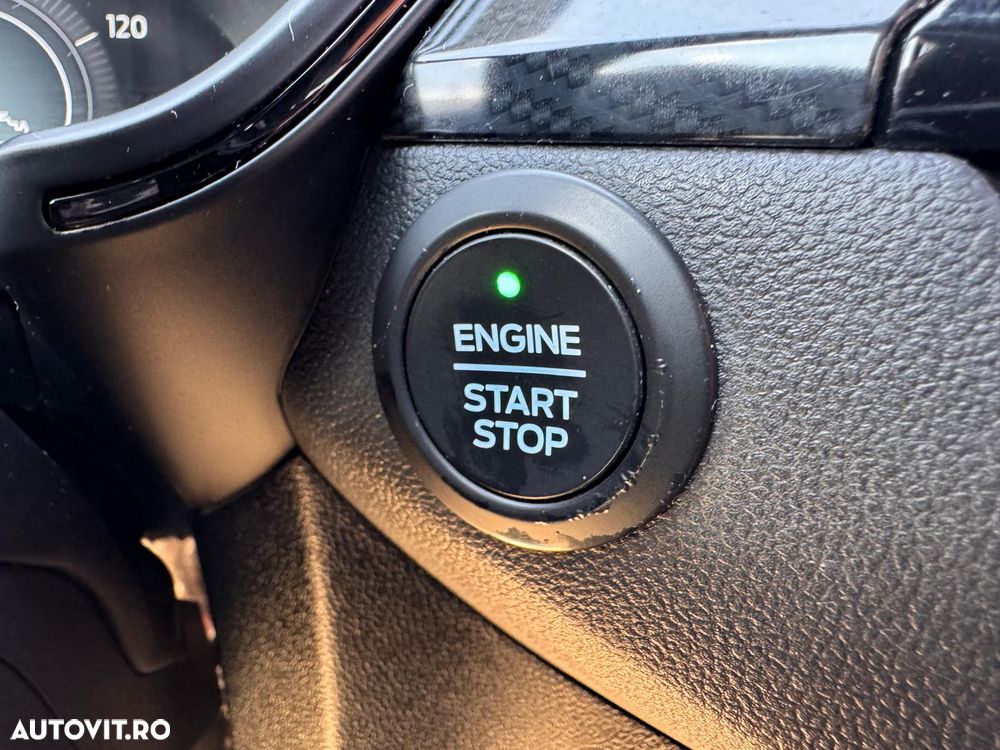 Ford Kuga 2.5 Duratec PHEV ST-LINE - 15