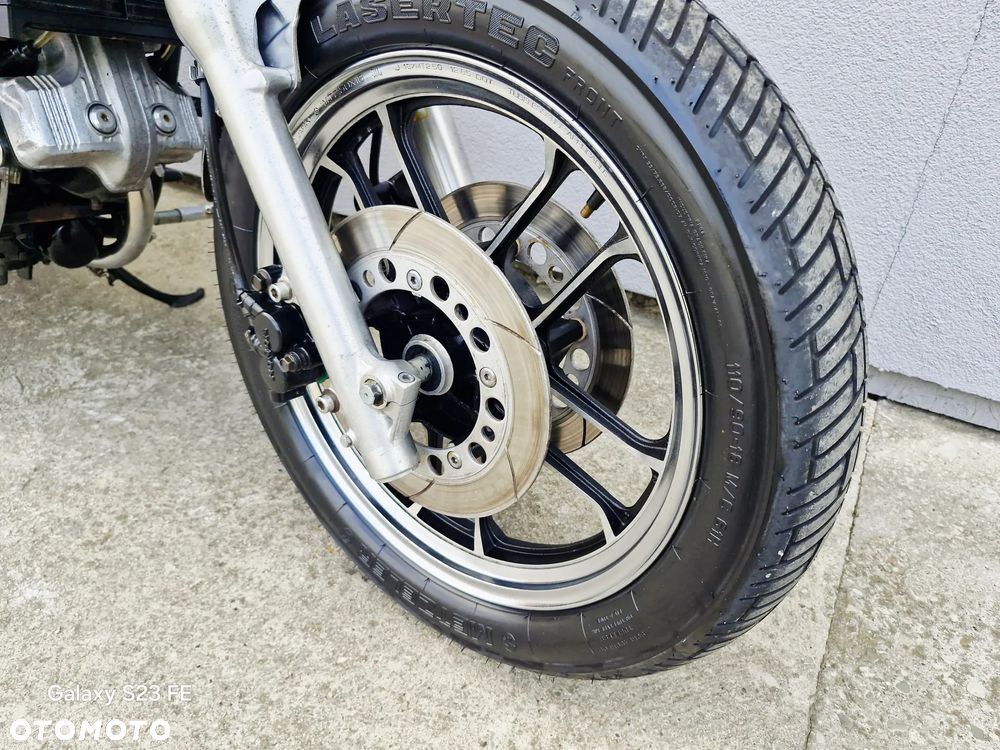 Honda VF - 19