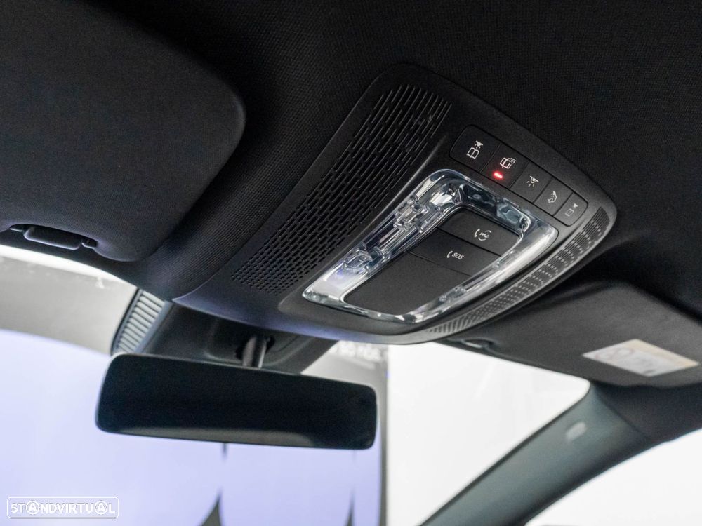 Mercedes-Benz GLA 200 d Style - 40