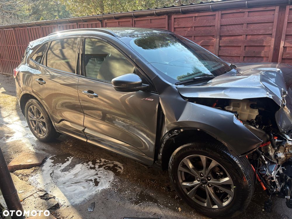 Ford Kuga 2.5 Duratec PHEV ST-LINE - 2