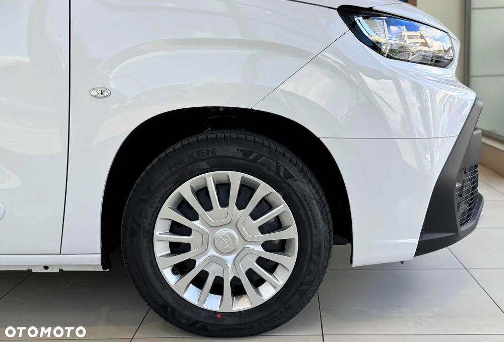 Toyota Proace City Verso 1.5 D-4D Business - 8