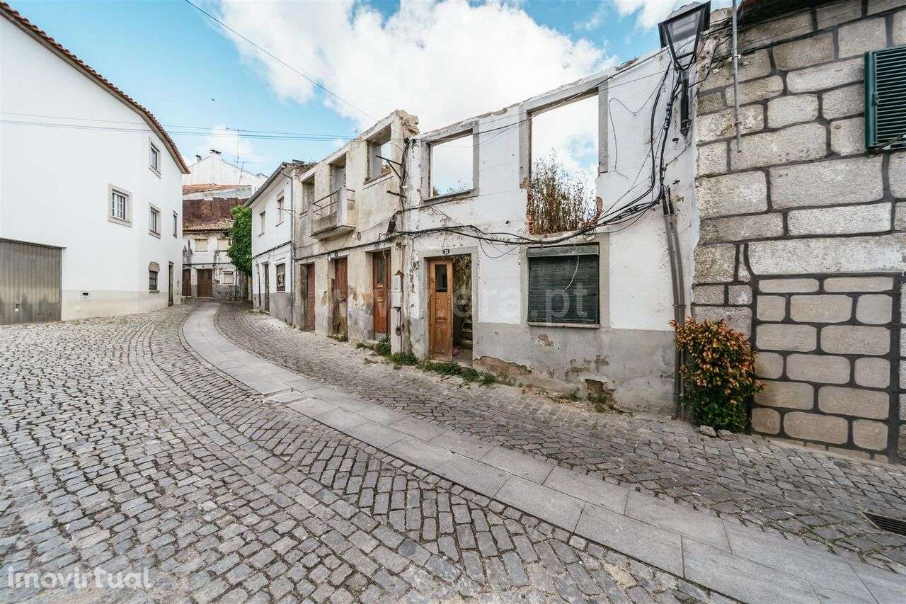 Prédio / Fundão, Fundão - Grande imagem: 4/11