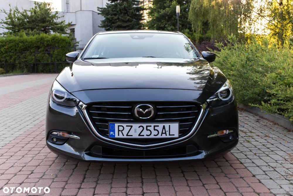 Mazda 3 - 8
