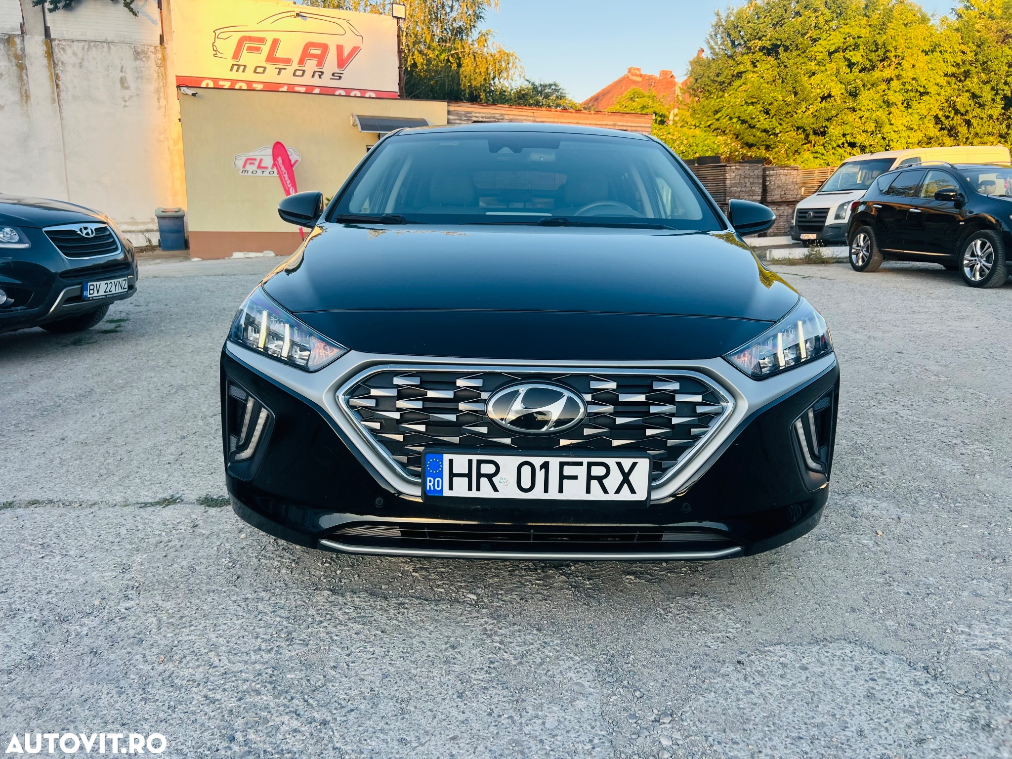 Hyundai IONIQ Plug-In Hybrid 1.6 141CP Exclusive - 17
