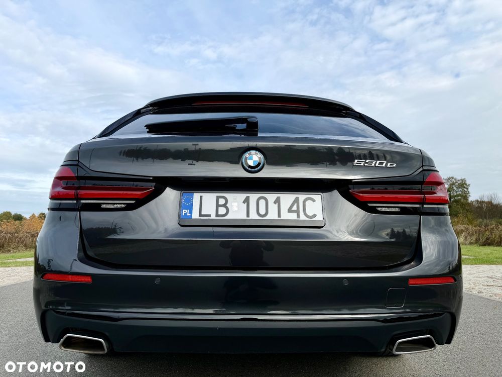 BMW Seria 5 530e Luxury Line - 8