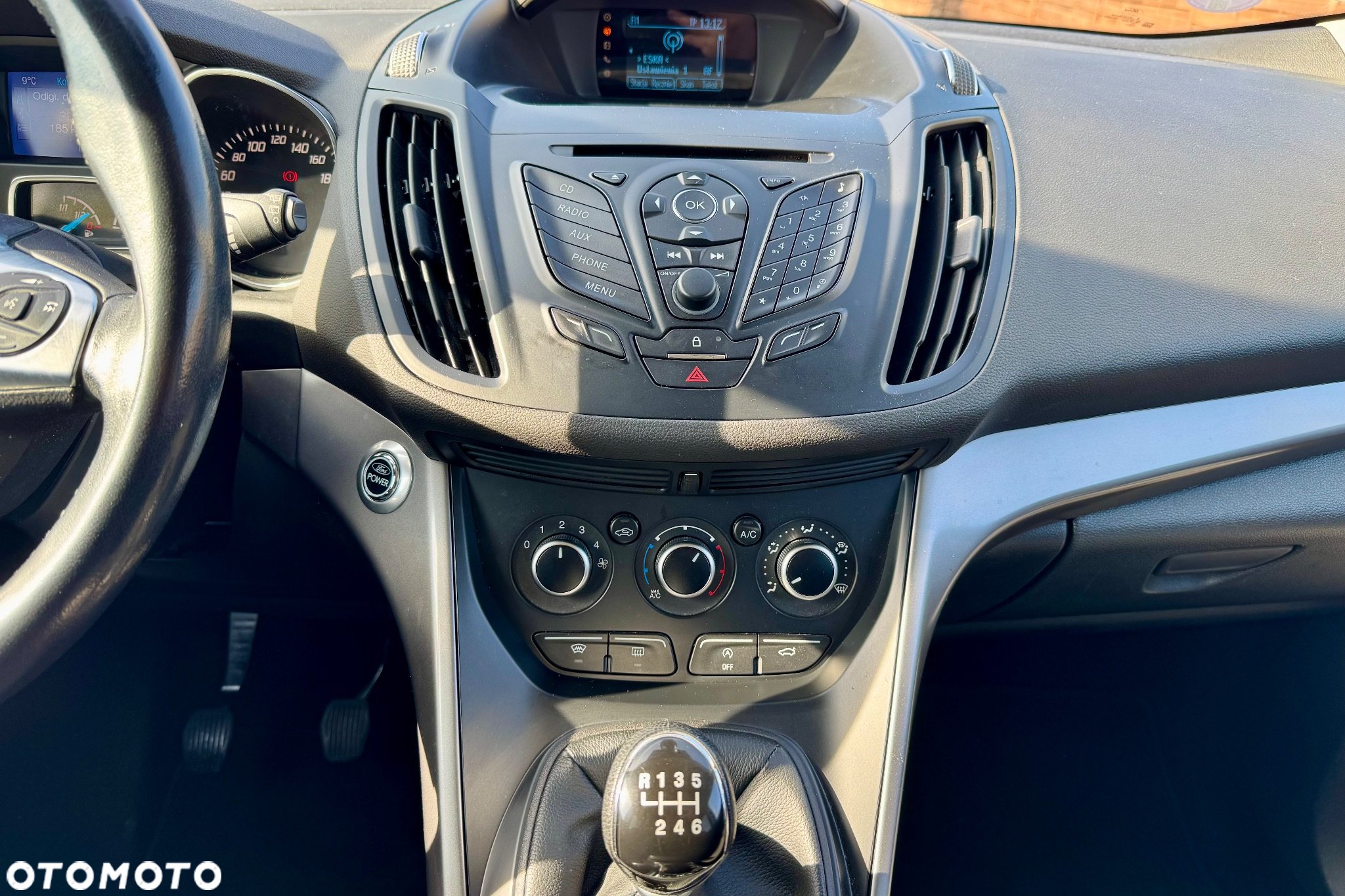 Ford Kuga - 22