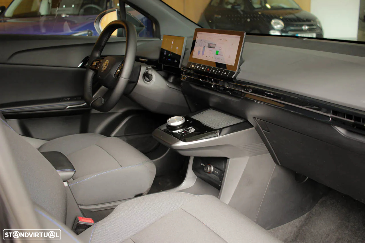 MG MG4 64 kWh Comfort - 6