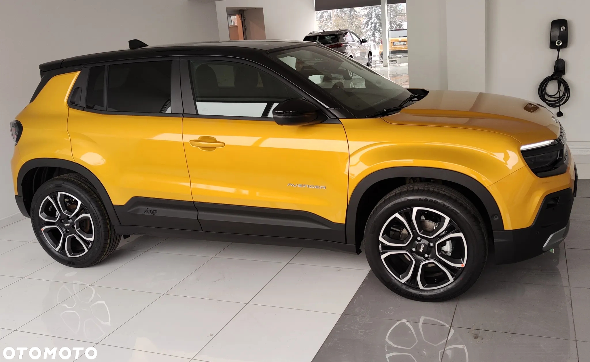 Jeep Avenger 1.2 T3 mHEV Summit FWD eDCT6 - 4