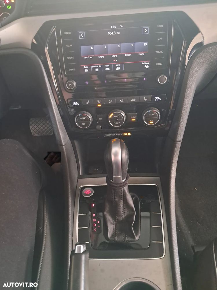 Volkswagen Passat - 7